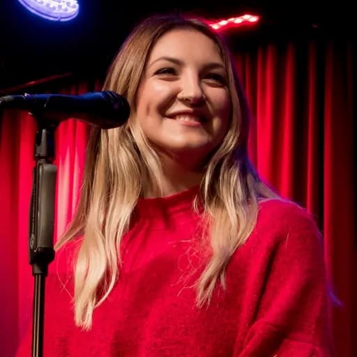 Julia Michaels