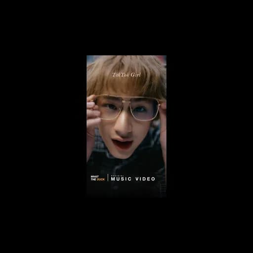 TikTok Girl