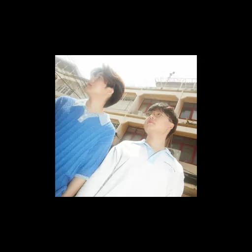 มีผีเสื้อบินอยู่ในท้อง