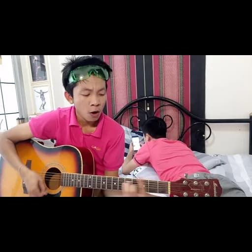 ฮูขี้กูนิ