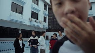 ครึ่งแรก (halftime) - YEW