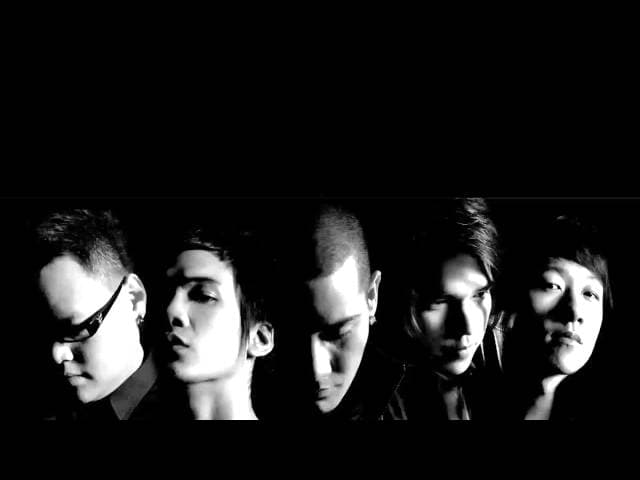 ไม่หนี ไม่แพ้ - CLASH