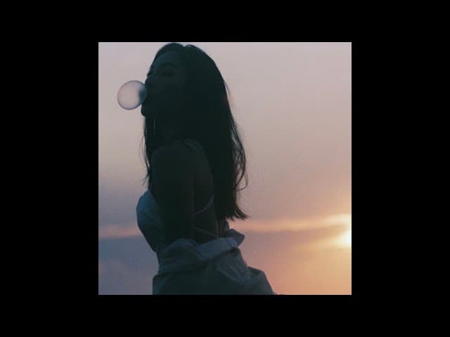 เดรสขาว (White Dress)
