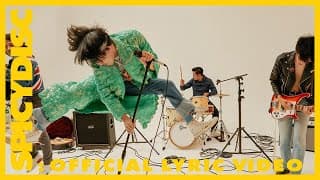 กรอบนอกนุ่มใน - Helmetheads