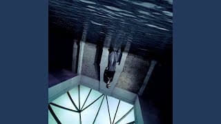 ได้โปรดอยู่ตรงนี้ (Upside Down)