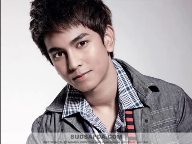 น้ำตาแสงไต้